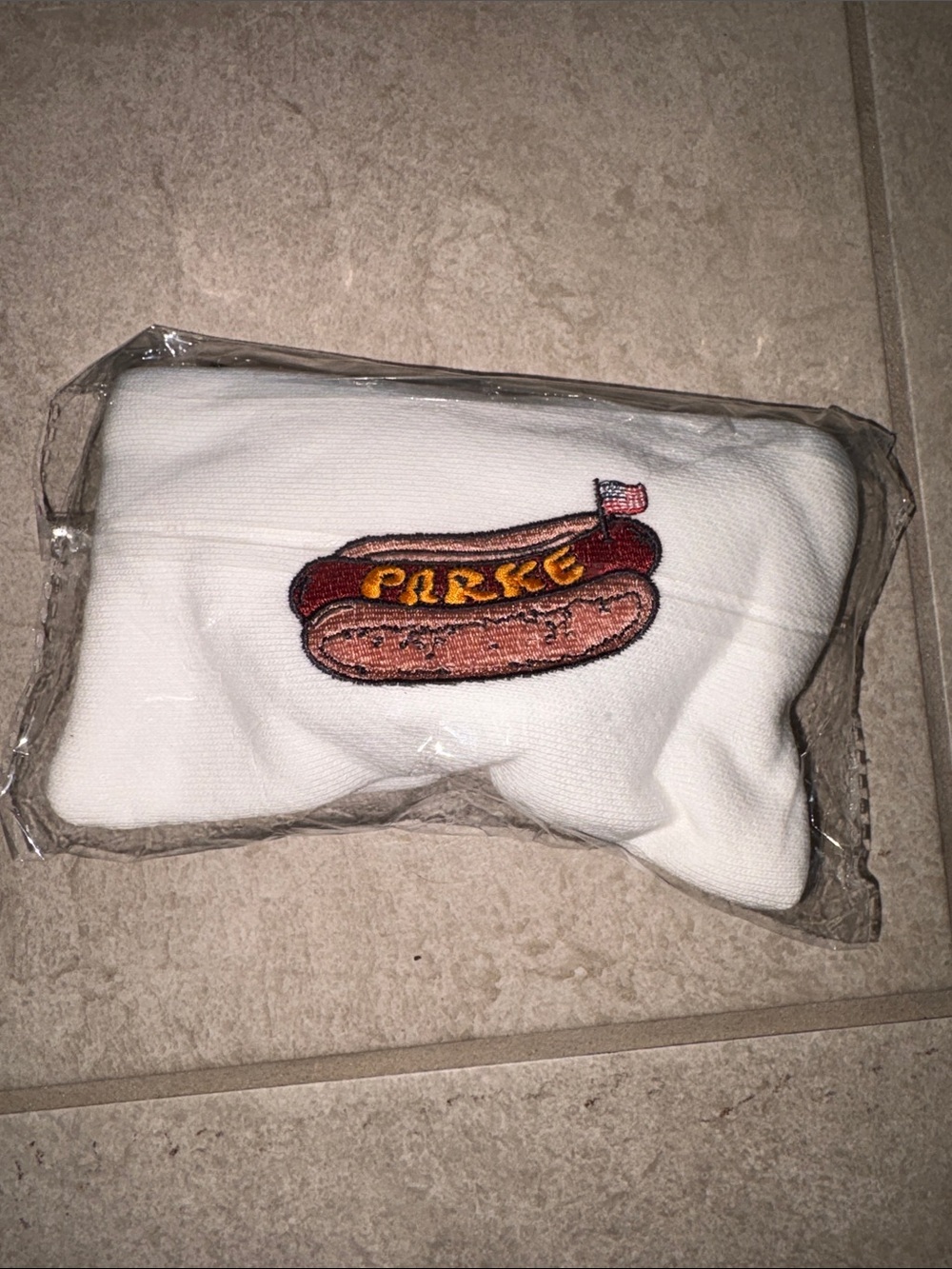 PARKE HOT DOG HAIR CLIP